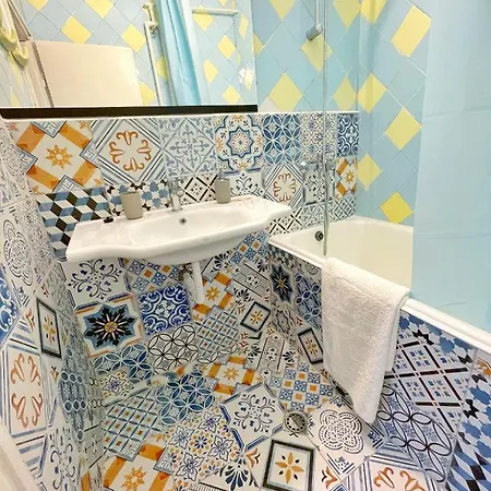 Apartment Holiday Home *